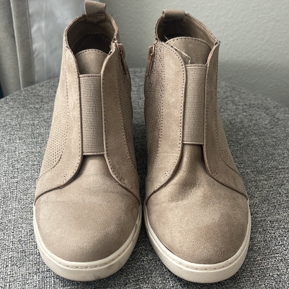 Booties - Picture 2 of 3